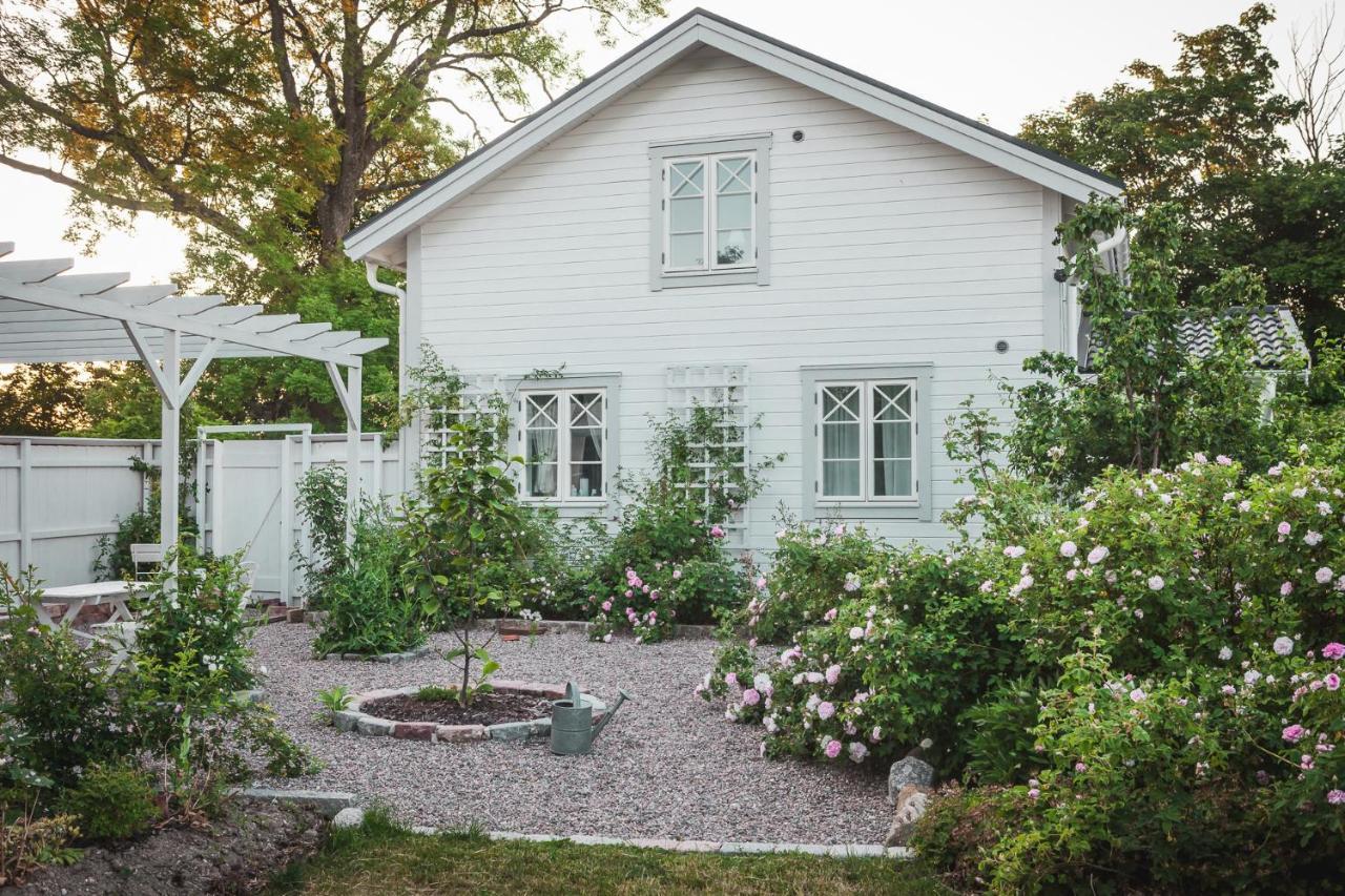 Vallby Cottage Enkoping Ngoại thất bức ảnh